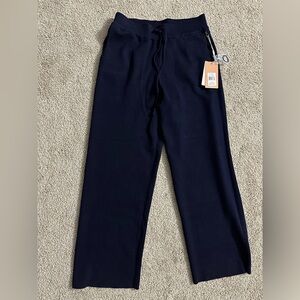 Cyrus Women’s Navy Wide leg knit pants Size Medium